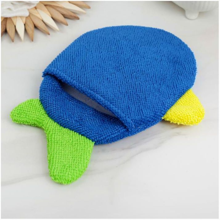 Картинка Мочалка-варежка детская для купания Доляна «Рыбка», цвет МИКС (№1887475) от магазина Мир детей Товары для Новорожденных