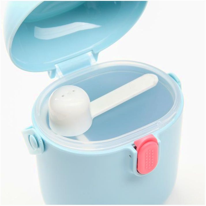 Картинка Контейнер для хранения детского питания 450 мл., с ложкой, цвет голубой (№7550790) от магазина Мир детей Товары для Новорожденных