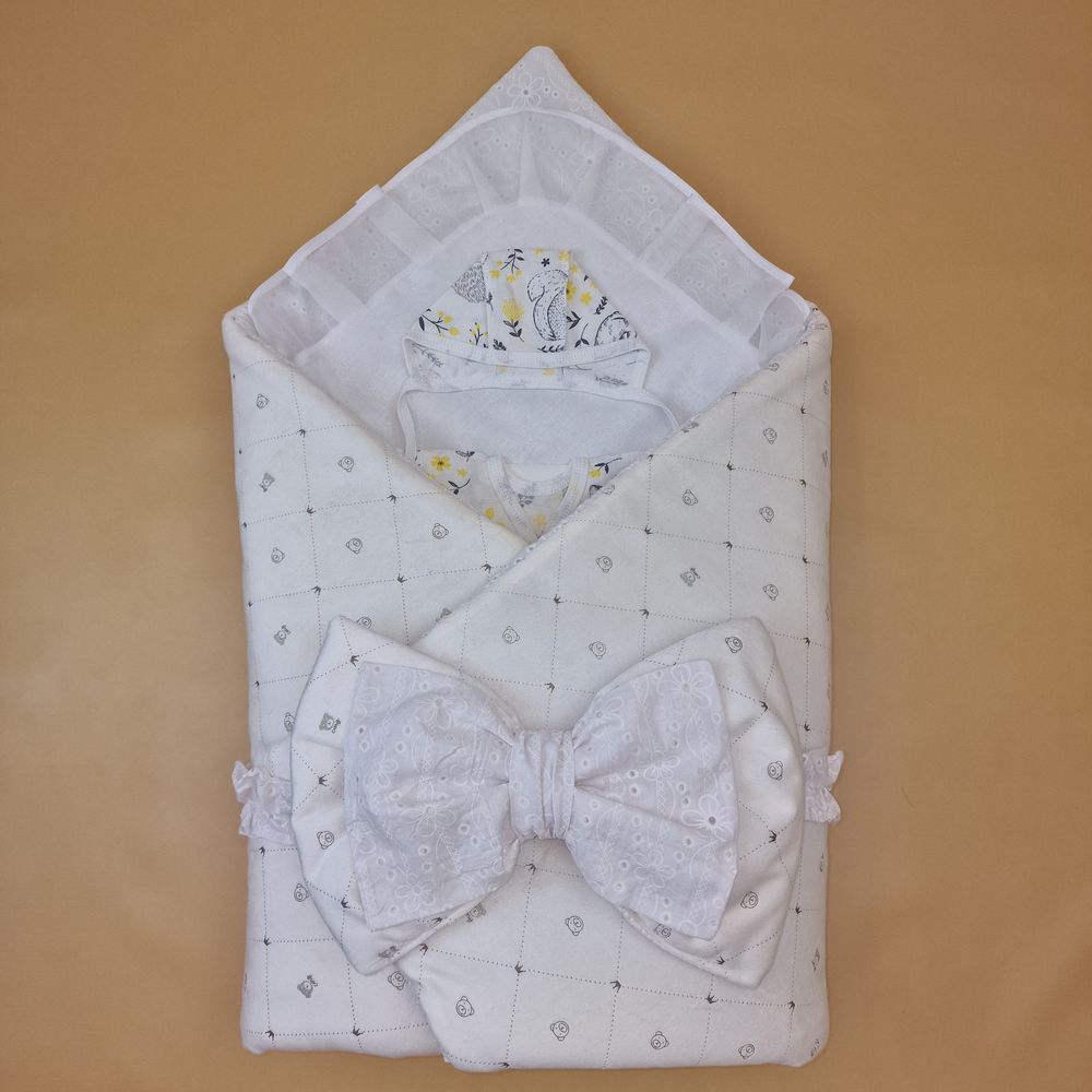 Комплект на выписку 6 пр: одеяло+уголок+распашонка+пеленка+чепчик+бант артикул анонс 1889в-0-2_о_19