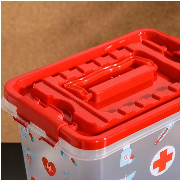 Картинка Аптечка «Доктор+», 4 л, прямоугольная, рисунок МИКС (№979210) от магазина Мир детей Товары для Новорожденных