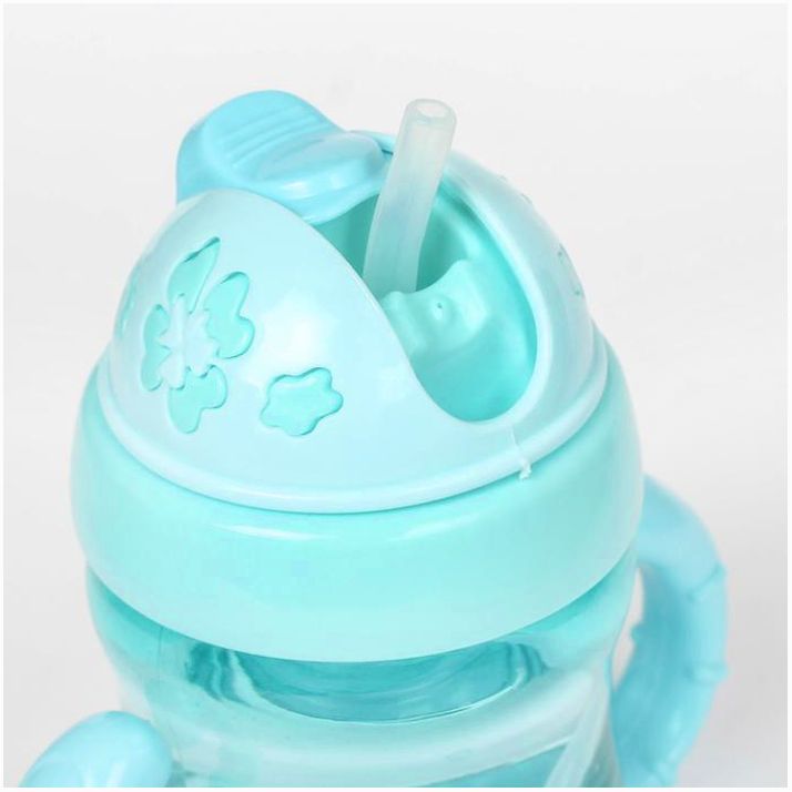 Картинка Поильник детский с трубочкой, 200 мл, с ручками, цвета МИКС (№2793165) от магазина Мир детей Товары для Новорожденных