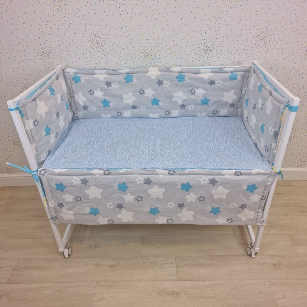 Бортик из 4 (2дл+2пр) подушек по всему периметру кроватки (бязь + синтепон) артикул анонс 982_06