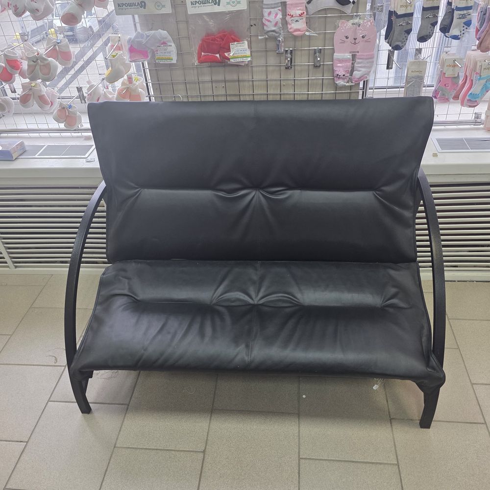 Диван двухместный офисная мебель черный артикул анонс Диван2