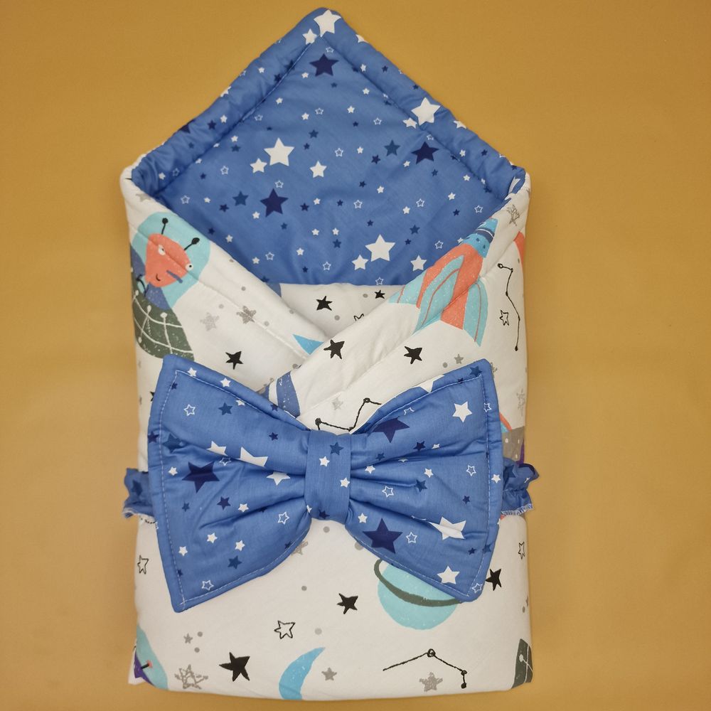 Комплект на выписку 2 пр: одеяло+бант-подушка (сатин) артикул анонс 1872с-0-1_м_02