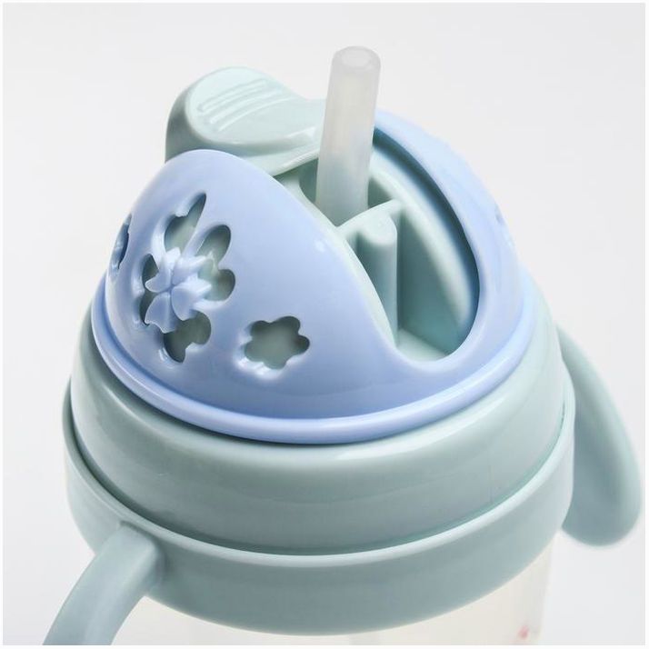 Картинка Поильник с силиконовой трубочкой 200 мл., с ручками, цвет МИКС (№4724441) от магазина Мир детей Товары для Новорожденных