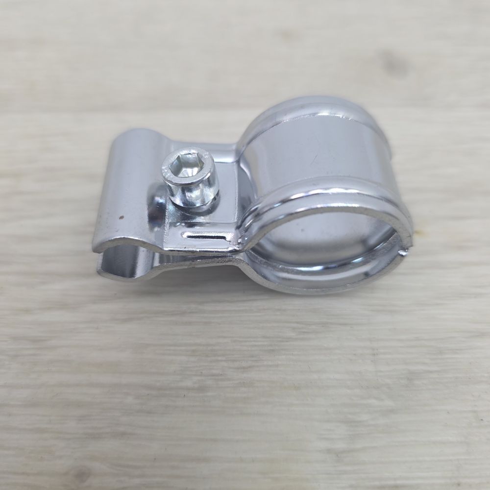 Крепление для решетки к трубе (Торговое оборудование) артикул анонс крепРеш3