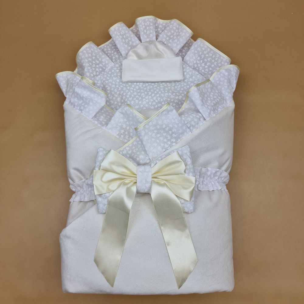 Комплект на выписку 3 пр: одеяло+шапочка+бант (двухсторонний) артикул анонс 1877в-1-1_у_11