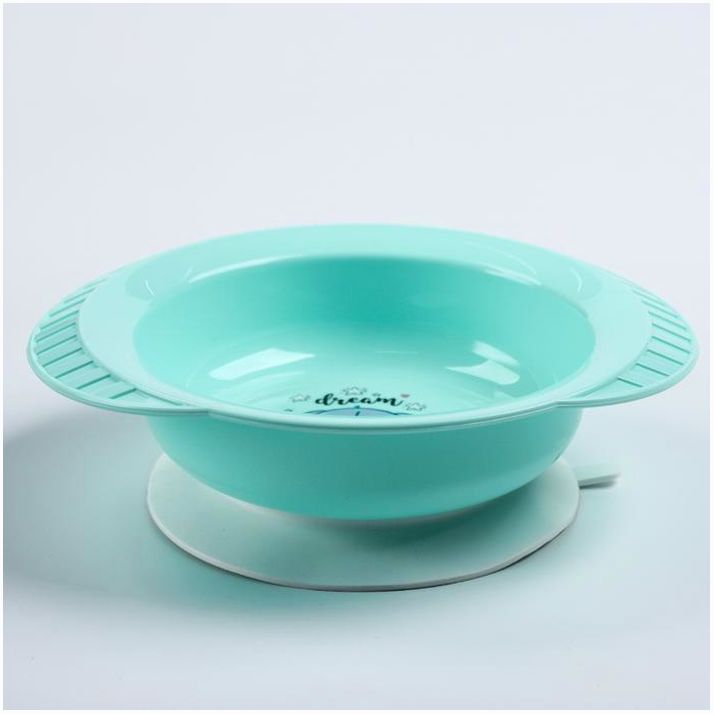 Картинка Набор детской посуды: тарелка на присоске, 500 мл, ложка, 2 шт., вилка, 2 шт., цвета МИКС (№1378595) от магазина Мир детей Товары для Новорожденных