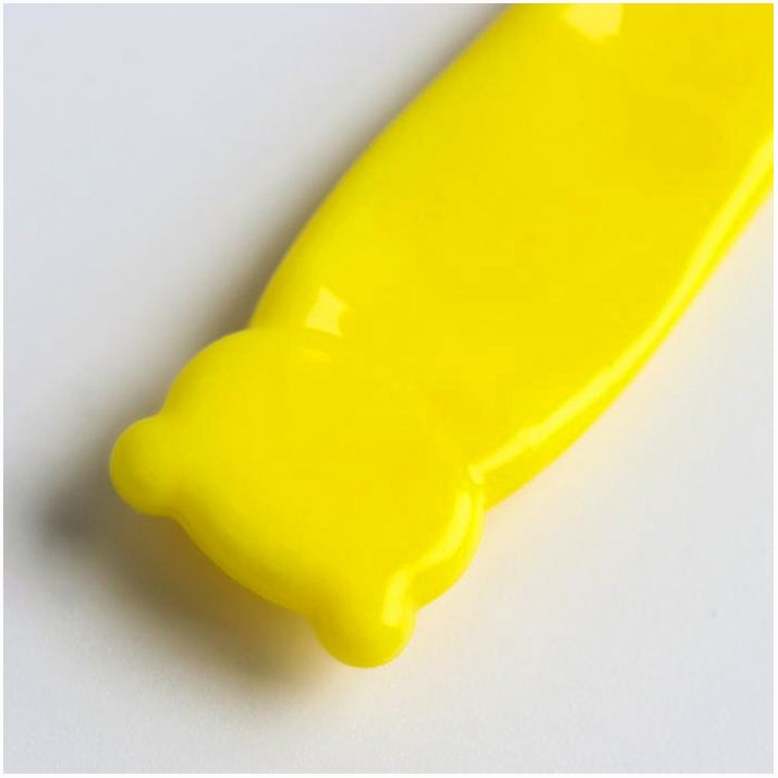 Картинка Щетка детская, для ухода за волосами, цвет желтый (№5276674) от магазина Мир детей Товары для Новорожденных