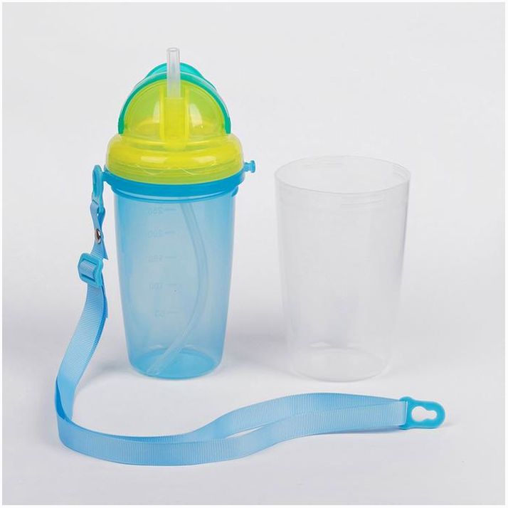 Картинка Поильник-стакан 2 в 1 с трубочкой, на ремешке, 300 мл, цвета МИКС (№1886157) от магазина Мир детей Товары для Новорожденных
