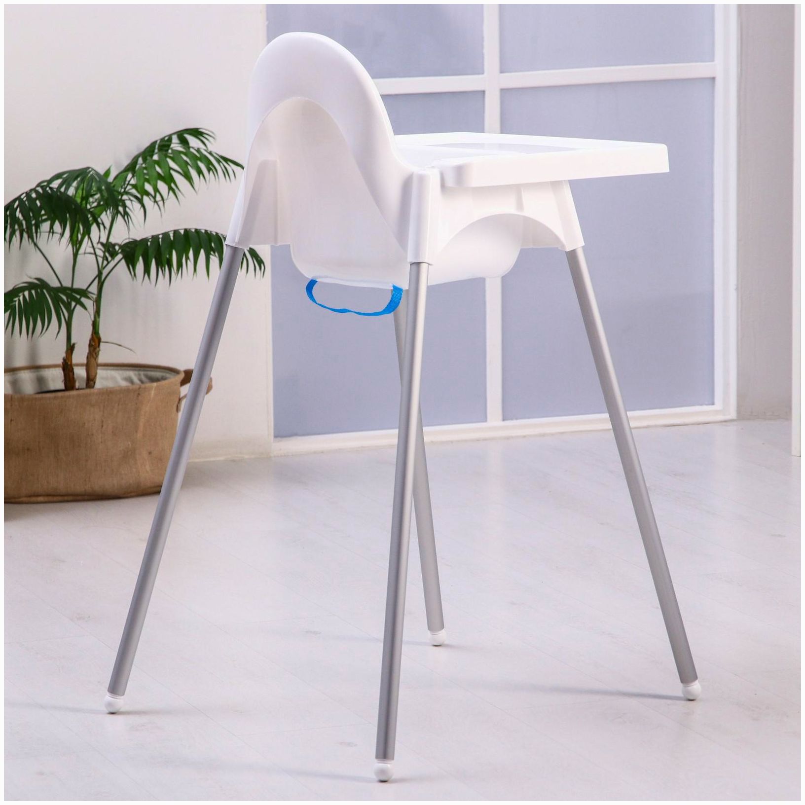 Картинка Стульчик для кормления пластиковый, цвет белый (№2387939) от магазина Мир детей Товары для Новорожденных