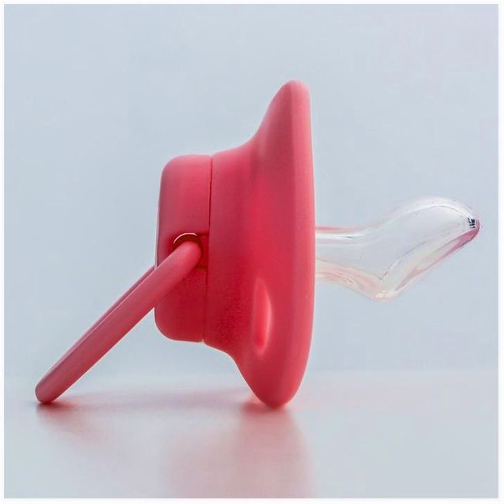 № 4482634 Пустышка классическая, с колпачком и держателем, в контейнере, от 0 мес., цвет розовый