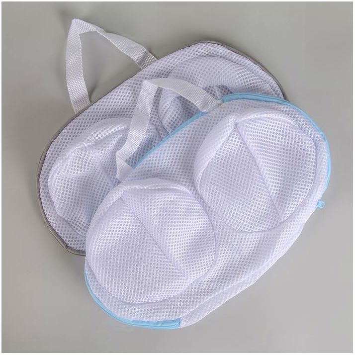 Картинка Мешок для стирки бюстгальтеров Доляна, 30?19 см, крупная сетка, цвет МИКС (№4333614) от магазина Мир детей Товары для Новорожденных