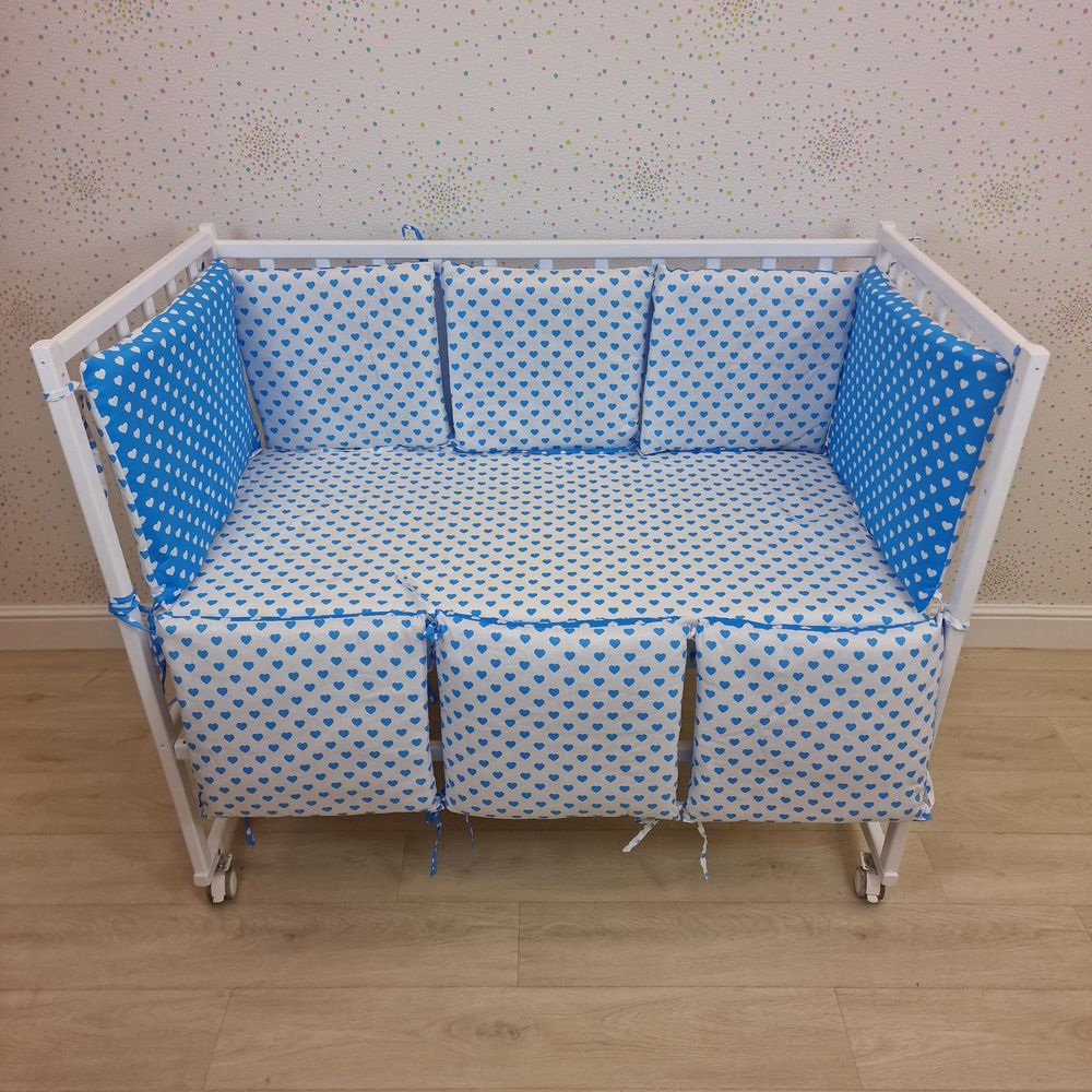 Бортик из 8 (6кв+2пр) подушек по всему периметру кроватки (бязь + синтепон) артикул анонс 949_04