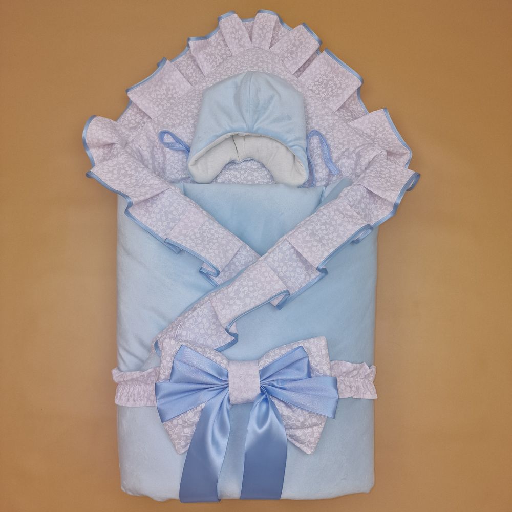 Комплект на выписку 3 пр: одеяло+шапочка+бант (двухсторонний) артикул анонс 1877в-1-2_у_08