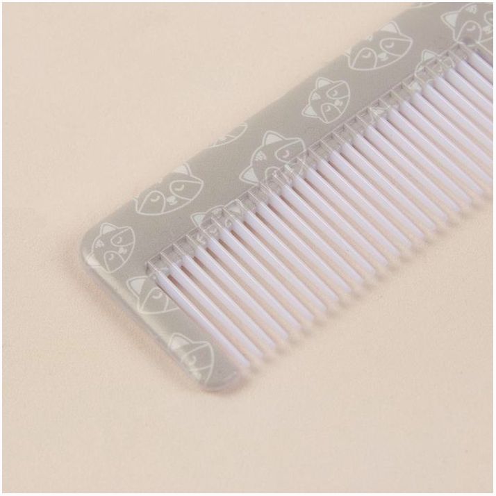 № 4563937 Расчёска фигурная «Енот», 14,5 ? 3,5 см