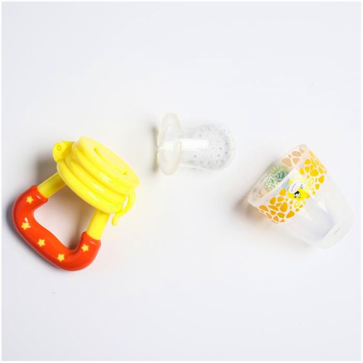 Картинка Ниблер «Жирафик», с силиконовой сеточкой, цвет жёлтый/красный (№2357265) от магазина Мир детей Товары для Новорожденных