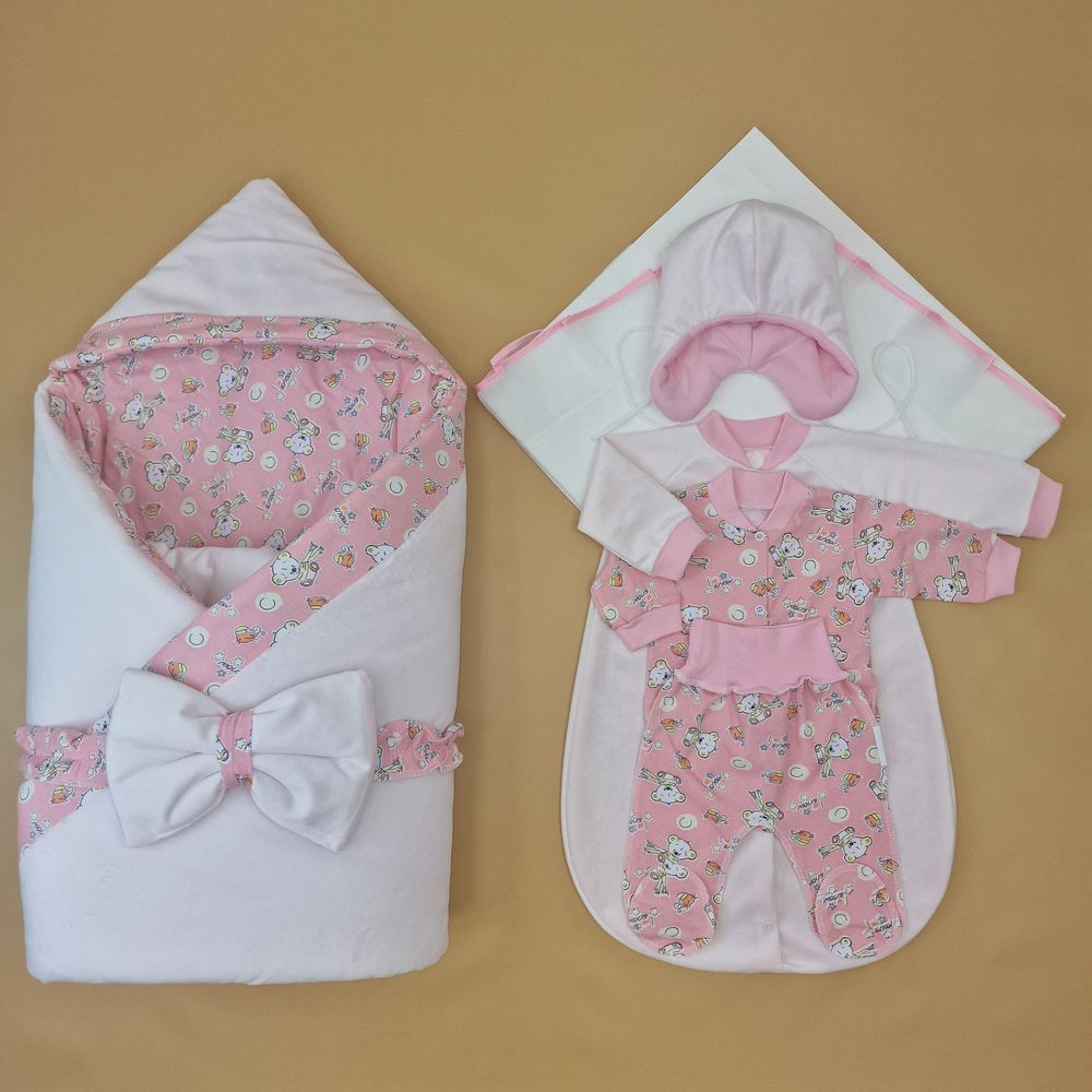 Комплект на выписку 7 пр: одеяло+уголок+конверт+кофточка+шапочка+ползунки+бант артикул анонс 1884в-1-1_о_06