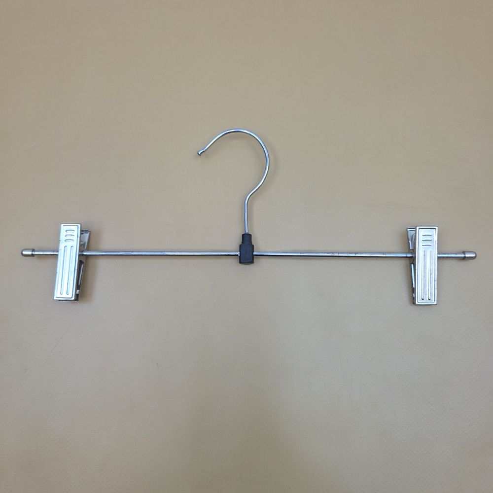 Вешалка детская с прищепкамит  хром метал артикул анонс Веш30