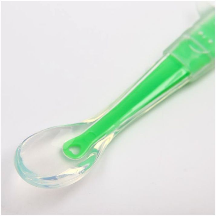 Картинка Ложка силиконовая детская «Жирафик», цвет зеленый (№4768004) от магазина Мир детей Товары для Новорожденных