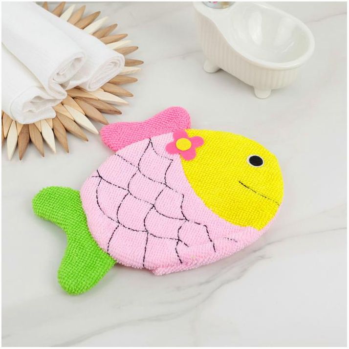 Картинка Мочалка-варежка детская для купания Доляна «Рыбка», цвет МИКС (№1887475) от магазина Мир детей Товары для Новорожденных