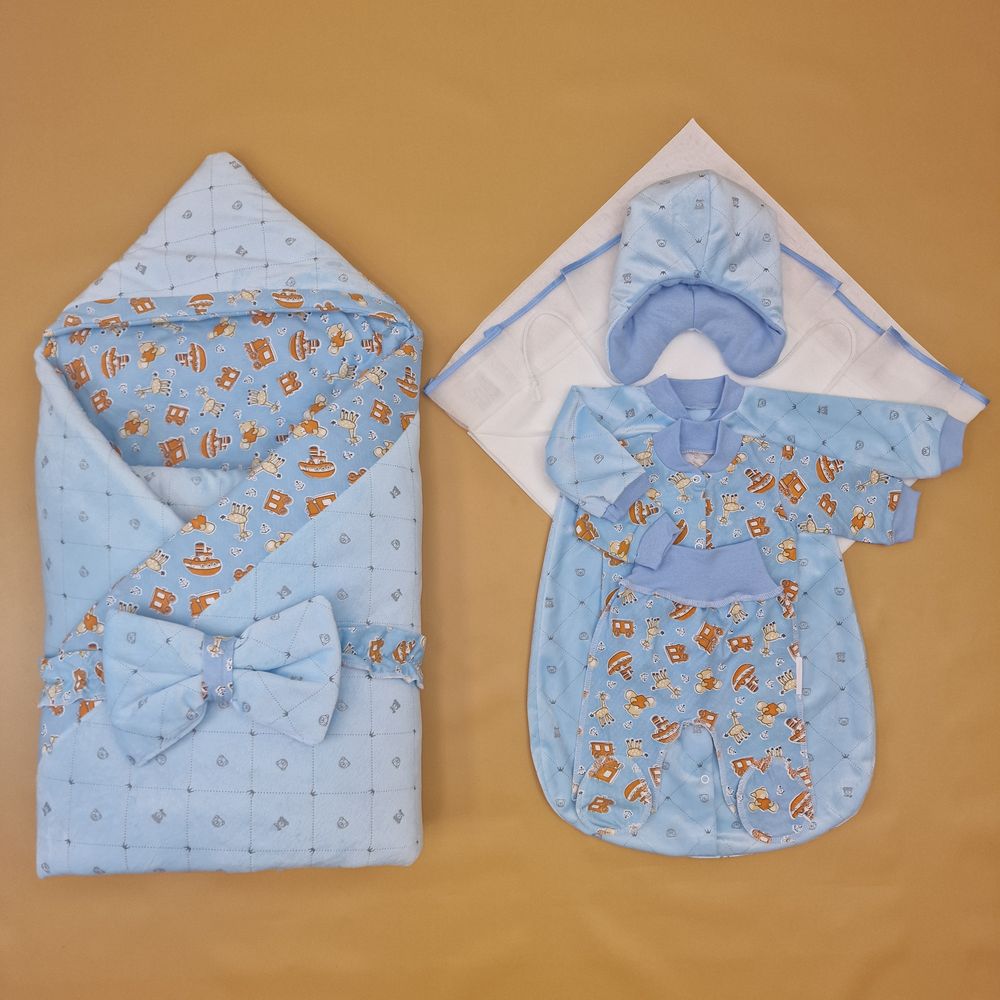 Комплект на выписку 7 пр: одеяло+уголок+конверт+кофточка+шапочка+ползунки+бант артикул анонс 1884в-1-2_о_24