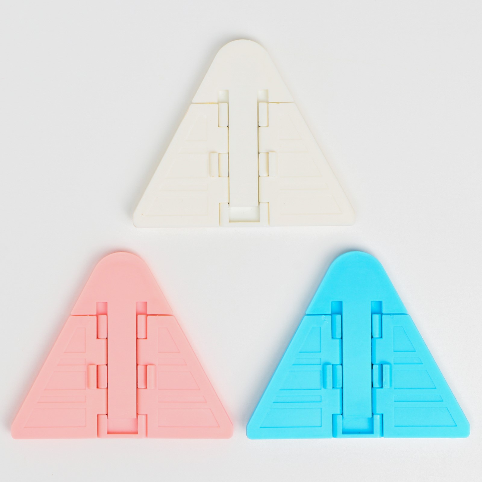 № 1886192 Блокиратор для окон и раздвижных дверей, цвет МИКС, Крошка Я