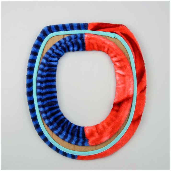 Картинка Чехол на сиденье для унитаза на резинке «Лёгкость», 35?39 см, цвет МИКС (№5469817) от магазина Мир детей Товары для Новорожденных