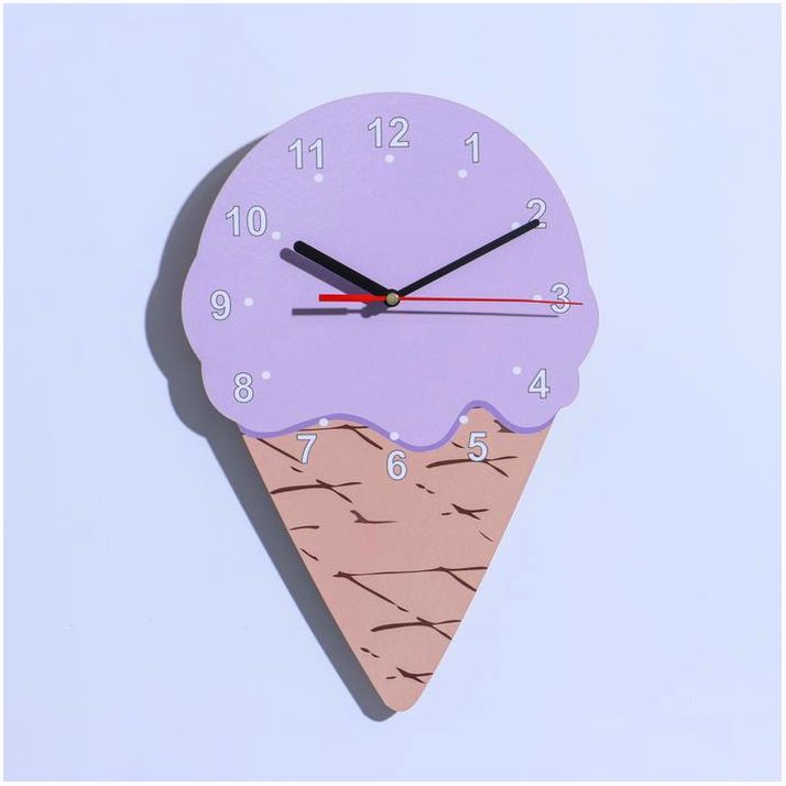 Часы настенные  в детскую 