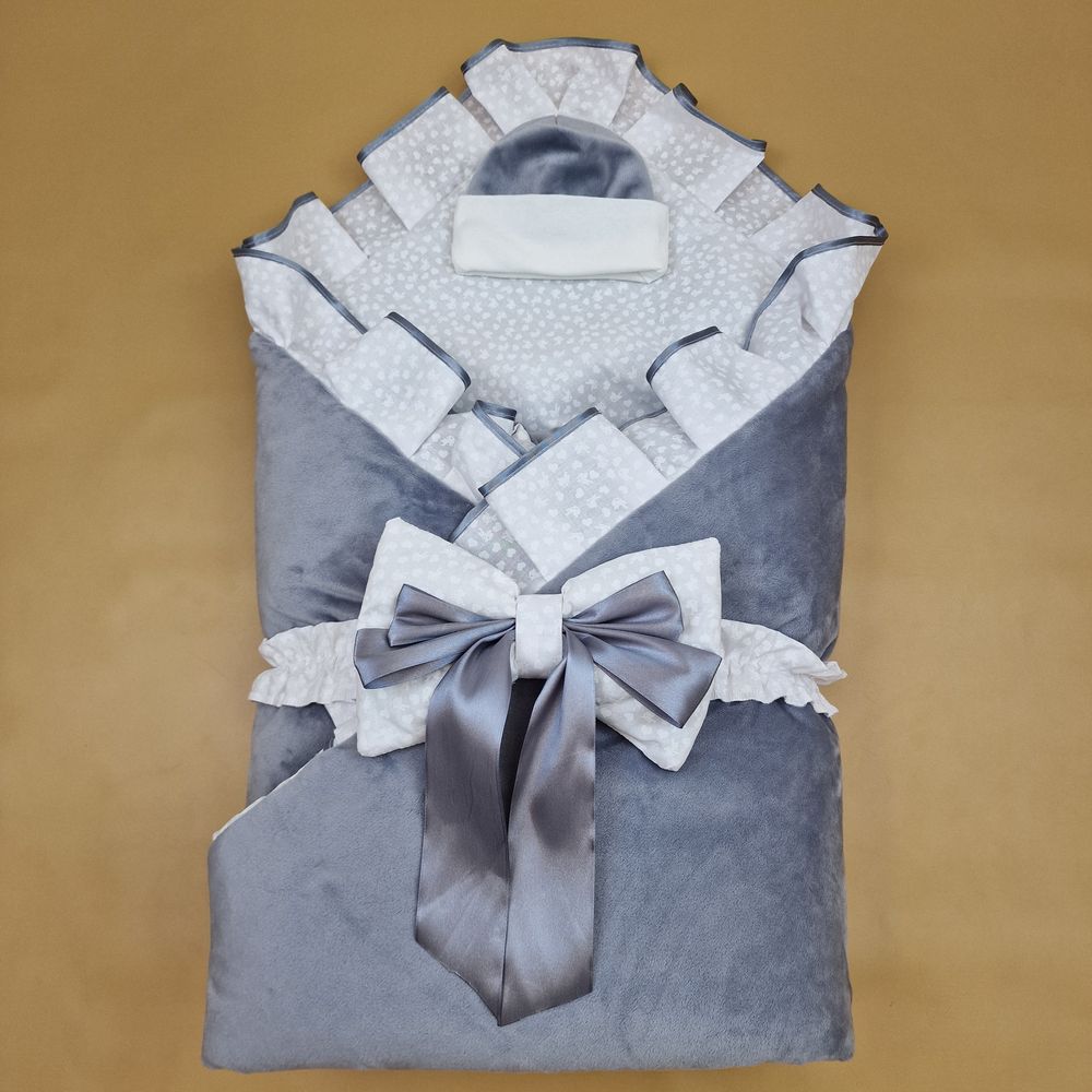 Комплект на выписку 3 пр: одеяло+шапочка+бант (двухсторонний) артикул анонс 1877в-1-2_у_18