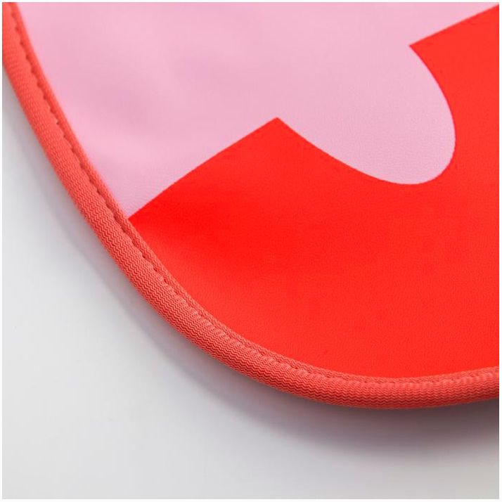 № 1026891 Нагрудник для кормления «Зайка» непромокаемый на кнопке, с карманом