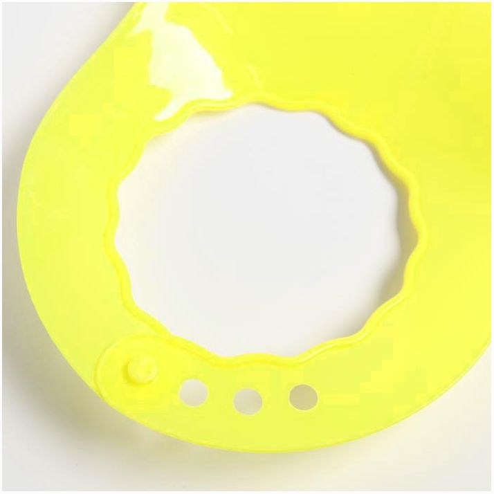 Картинка Нагрудник для кормления «Мишутка» пластиковый с карманом, цвет желтый (№3268118) от магазина Мир детей Товары для Новорожденных