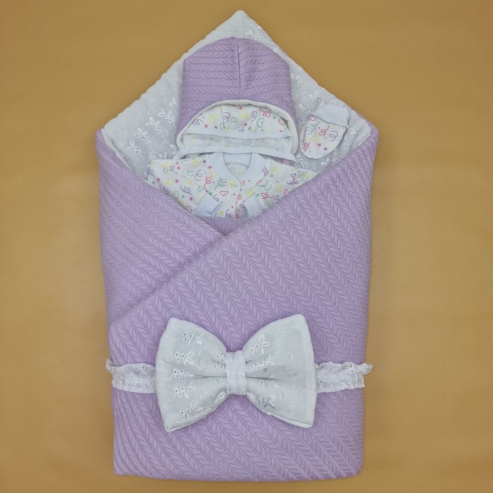 Комплект на выписку 6 пр: одеяло+комбинезон+шапочка+чепчик+рукавички+бант артикул анонс 1886вз-1-1_о_05