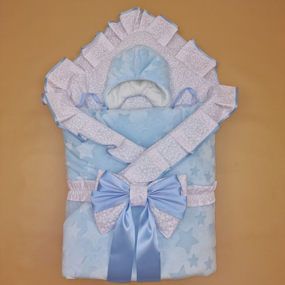 Комплект на выписку 3 пр: одеяло+шапочка+бант (двухсторонний) артикул анонс 1877в-1-2_у_10