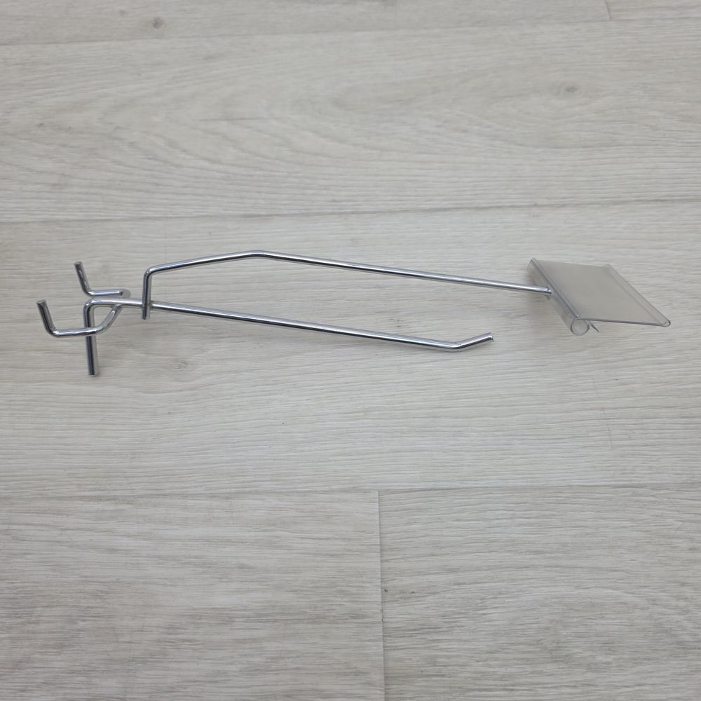 № вод-дв-20ц Крючок (кронштейн) на перфорированный стеллаж водолей (длина 20 см/ценникодержатель) хром